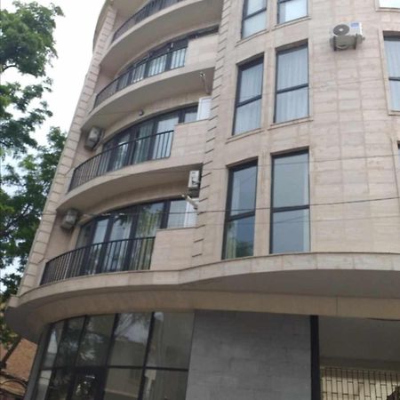 Apartment - "Exclusive" Tbilisi ภายนอก รูปภาพ