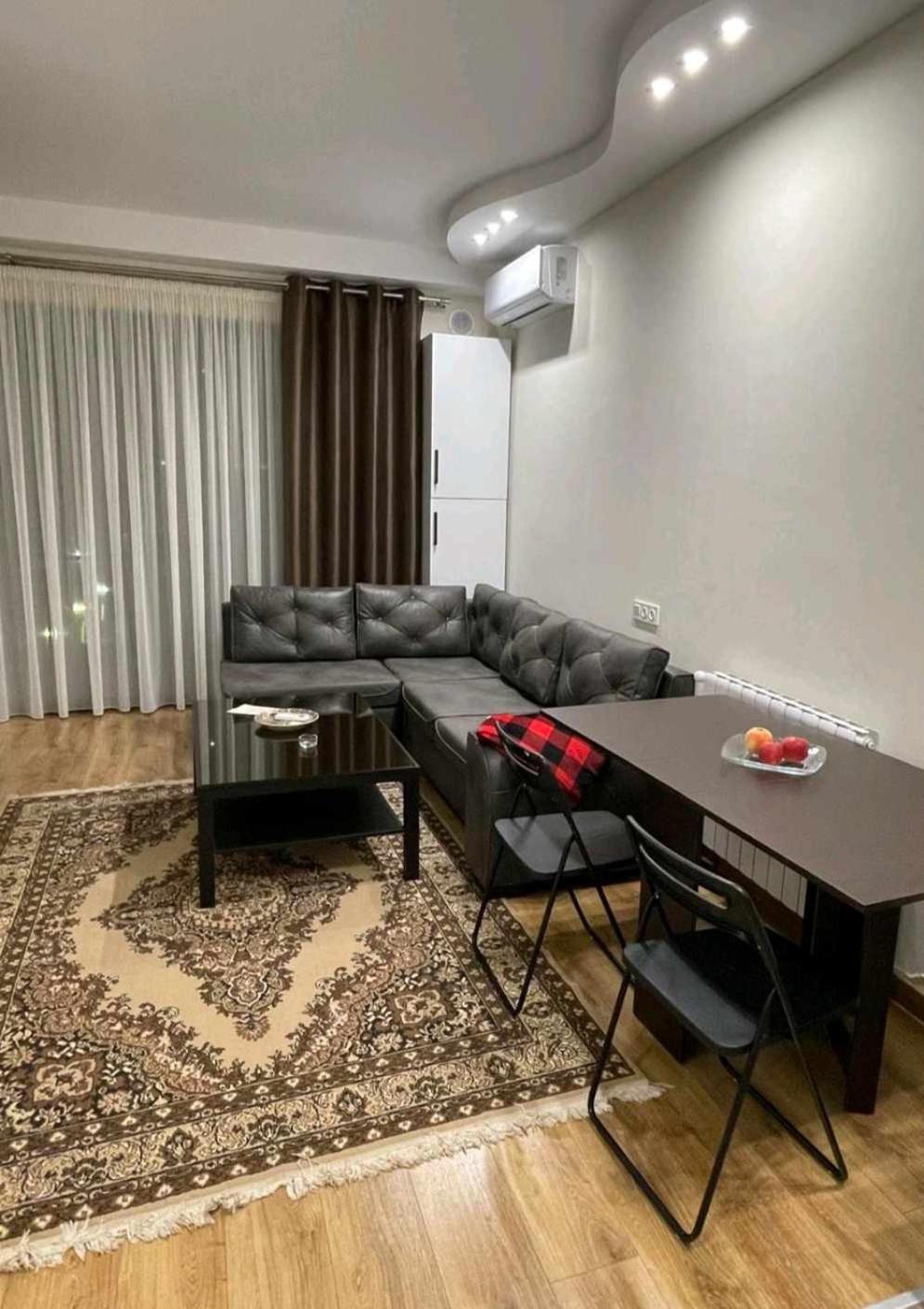 Apartment - "Exclusive" Tbilisi ภายนอก รูปภาพ
