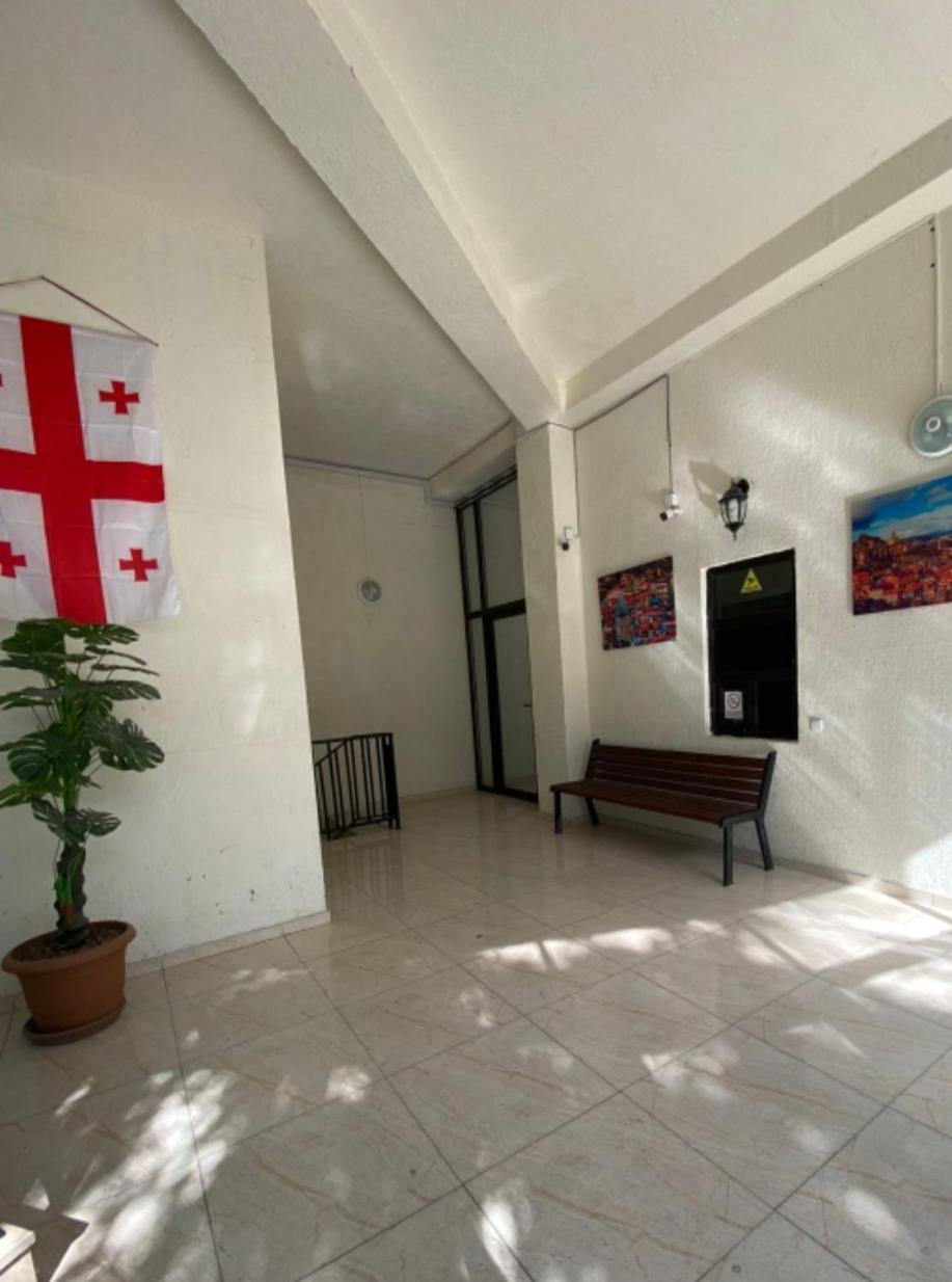 Apartment - "Exclusive" Tbilisi ภายนอก รูปภาพ