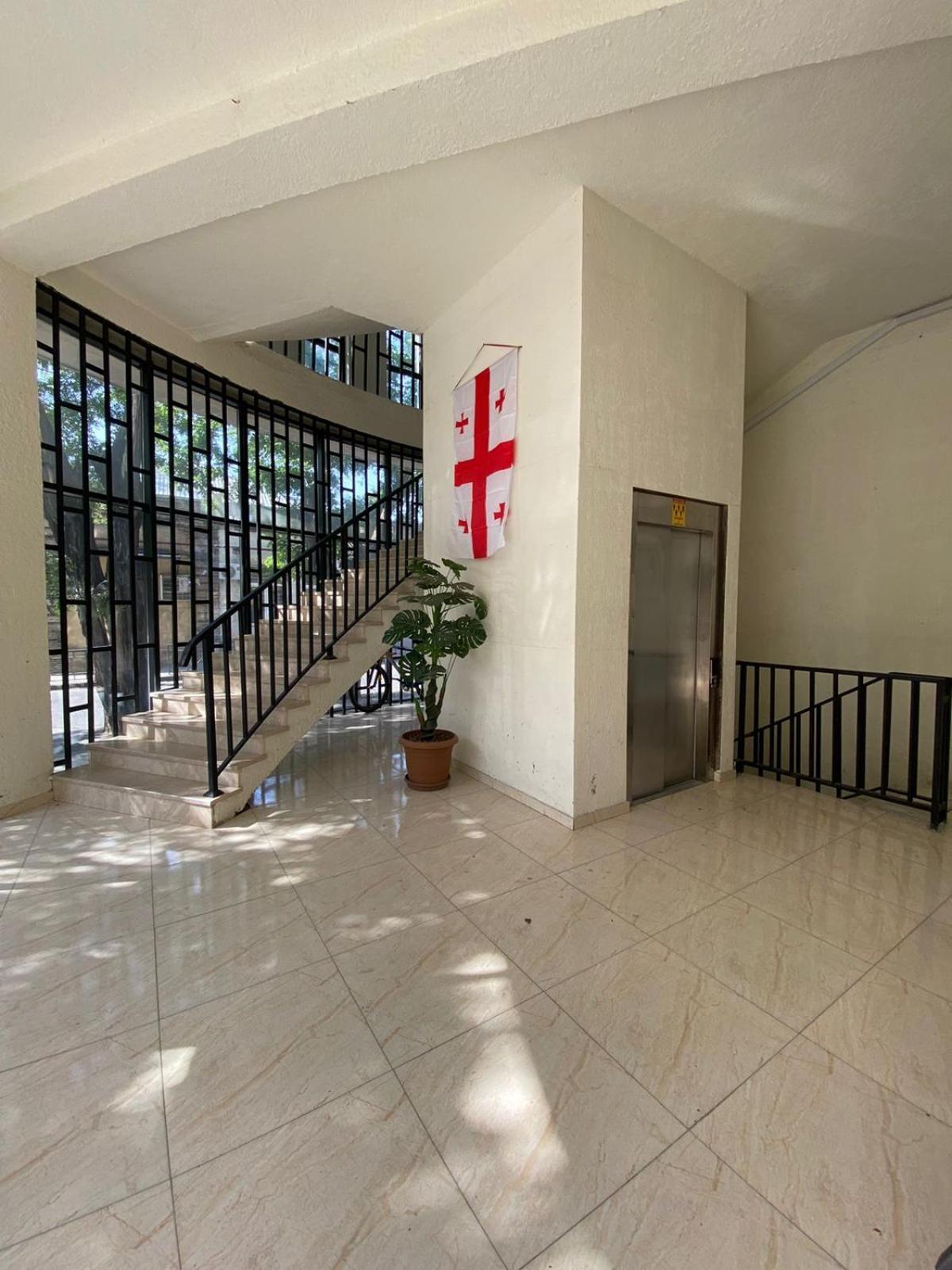 Apartment - "Exclusive" Tbilisi ภายนอก รูปภาพ