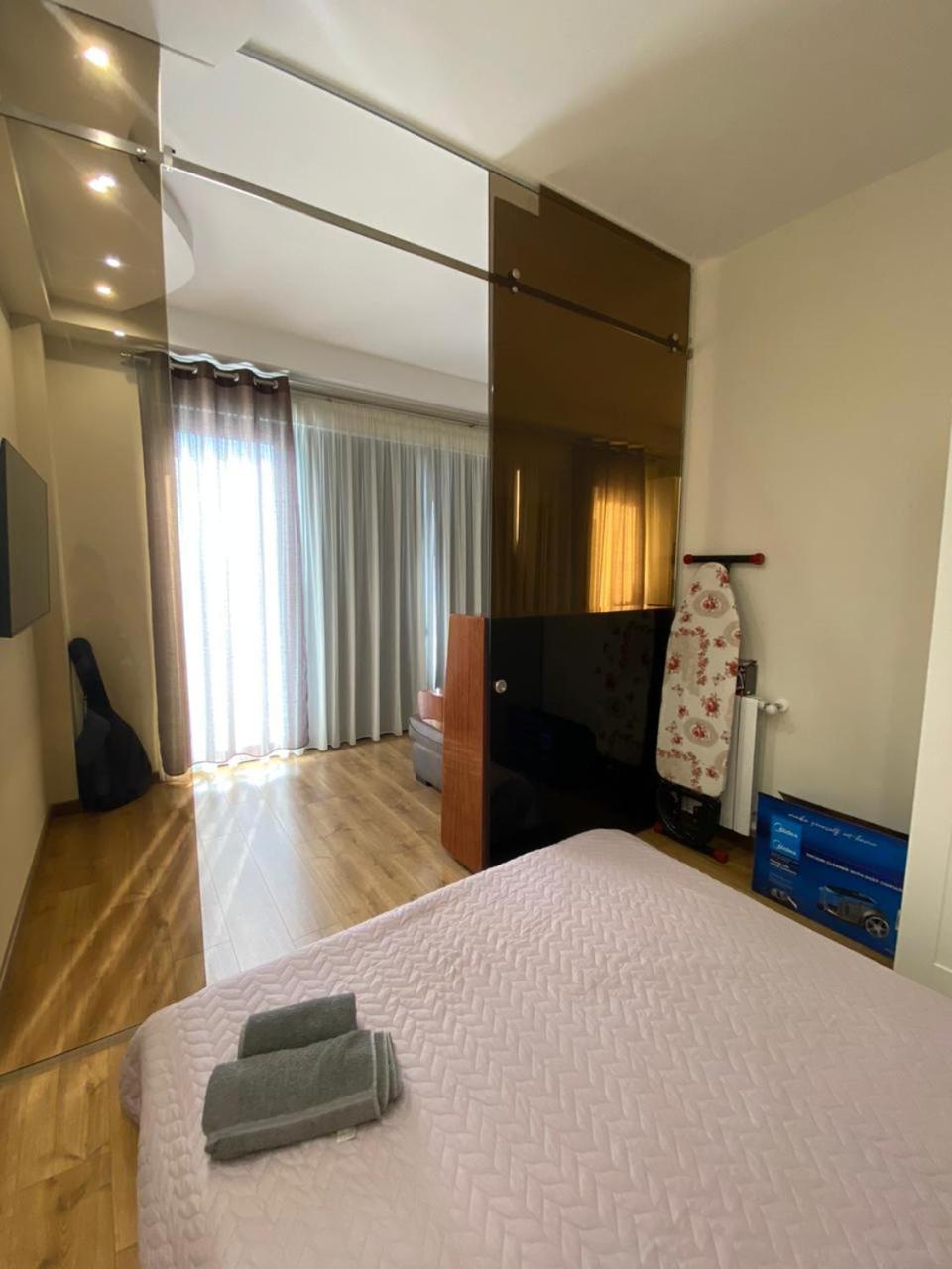 Apartment - "Exclusive" Tbilisi ภายนอก รูปภาพ